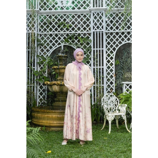 Image of Naraya Alunea Ibu Lace Dress