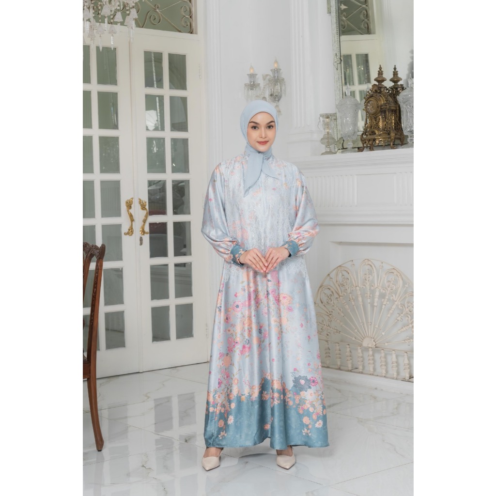 Naraya Lavina Ibu Lace Dress