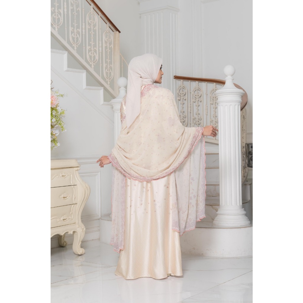 Naraya Alunea Shawl