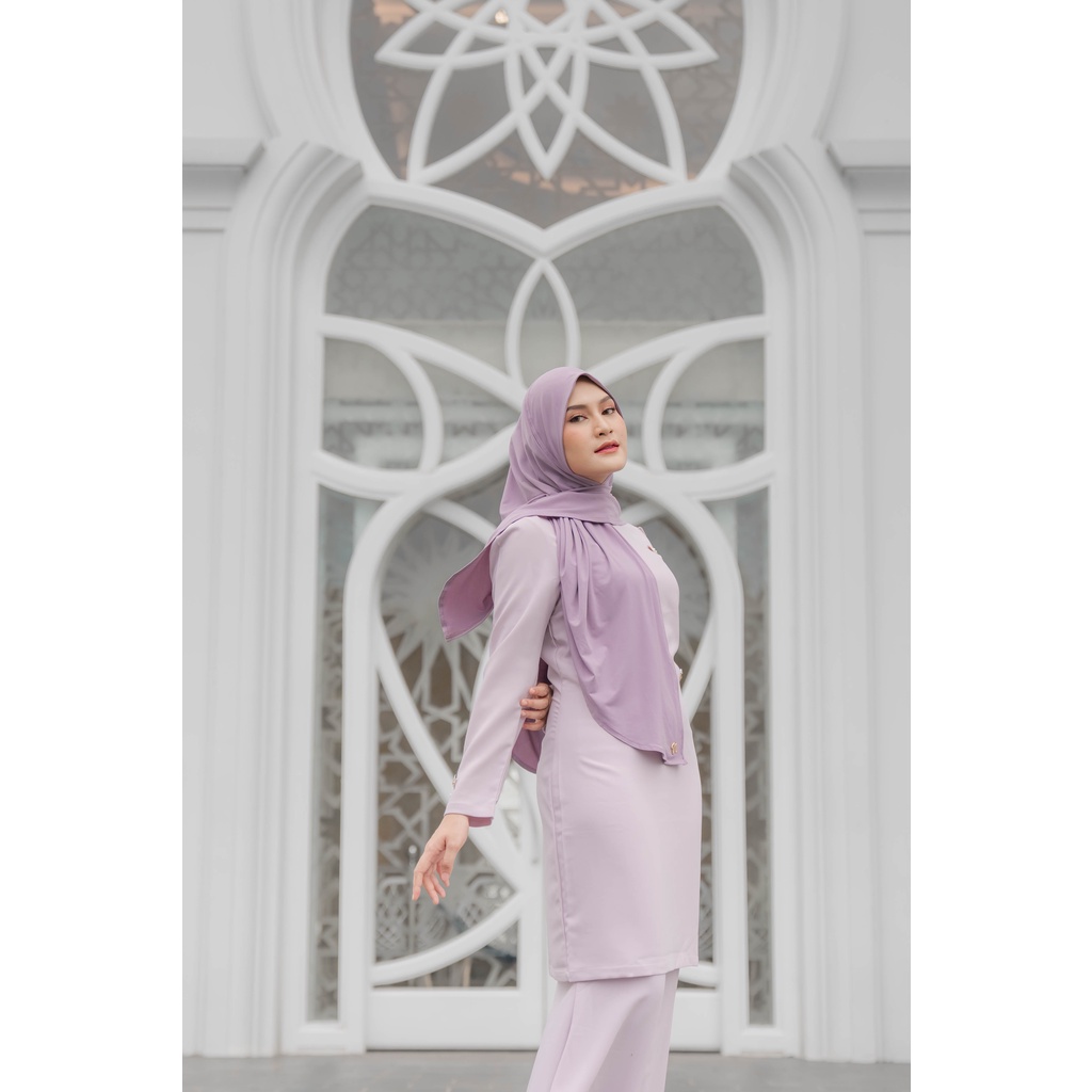 Naraya Lumi Bergo