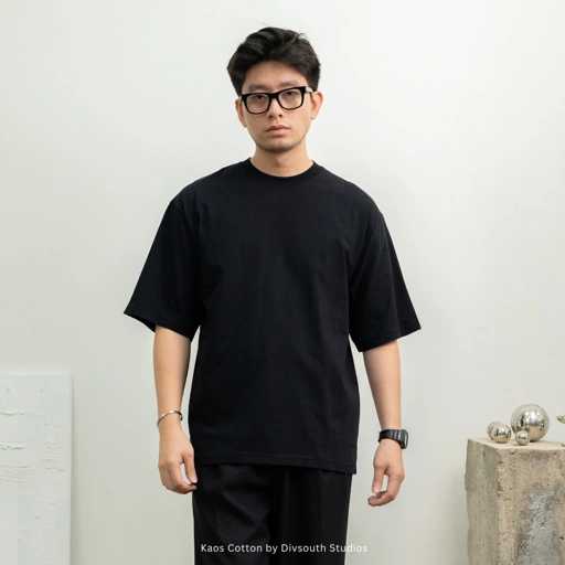 Image of DIVSOUTH T-shirt Oversize Short Sleeve Black 100% Cotton | Kaos Polos Hitam Oversize