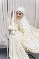 Mukena Leyya by kimya dengan motif polkadots cantik berbahan rayon viscose dengan size jumbo,