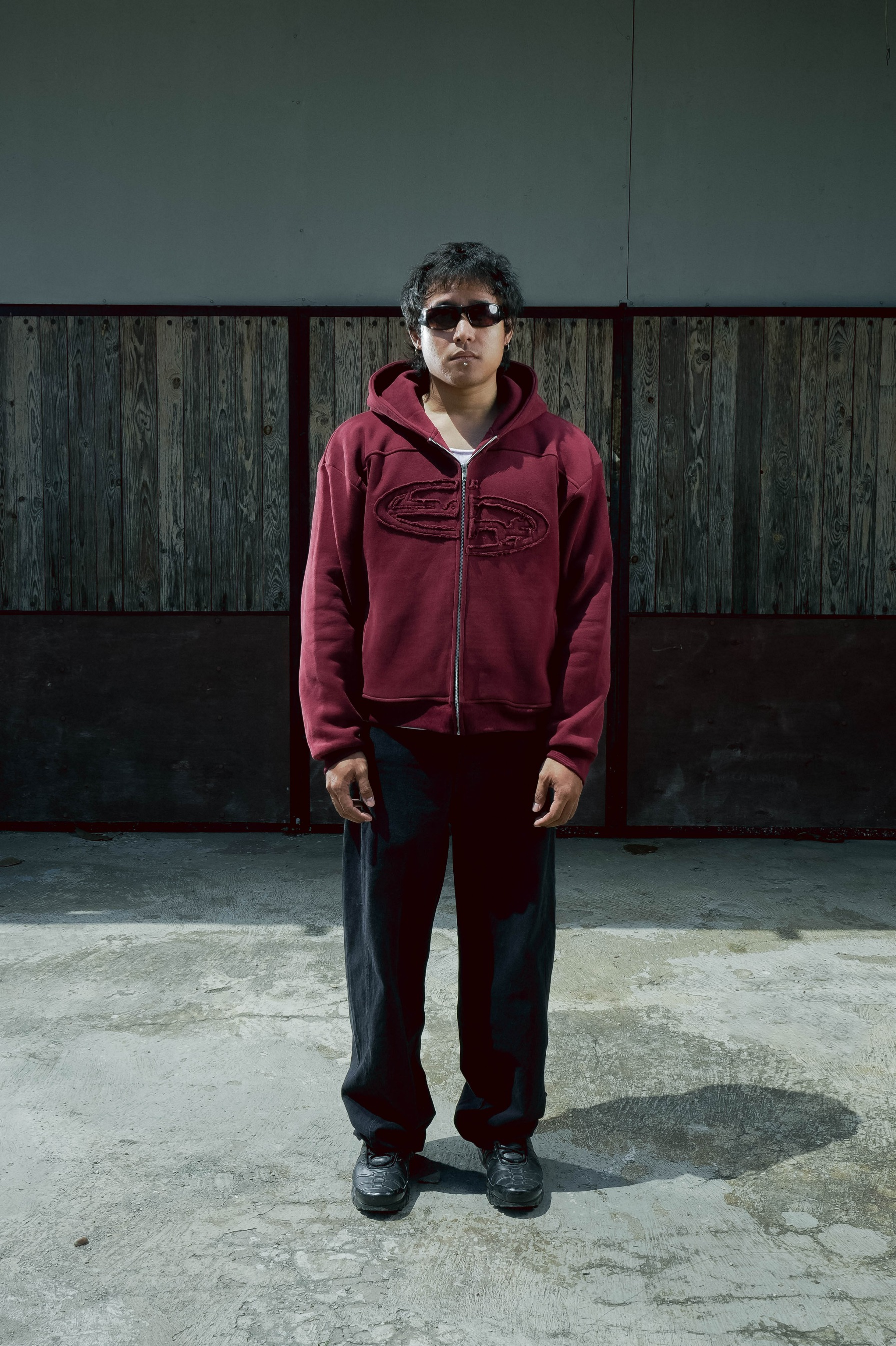 SANR STUDIO HOODIE ZIP DISTRESSED - MAROON
