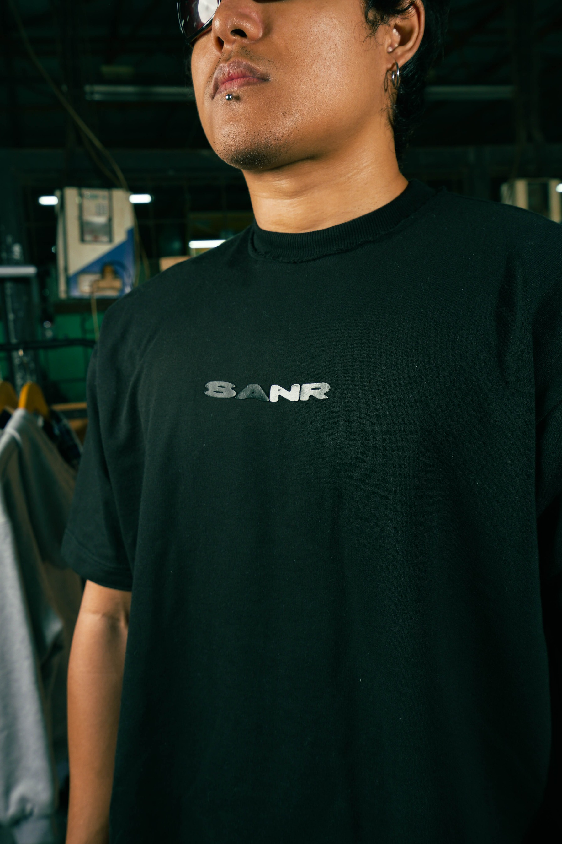 SANR STUDIO SIGNATURE TEE - BLACK