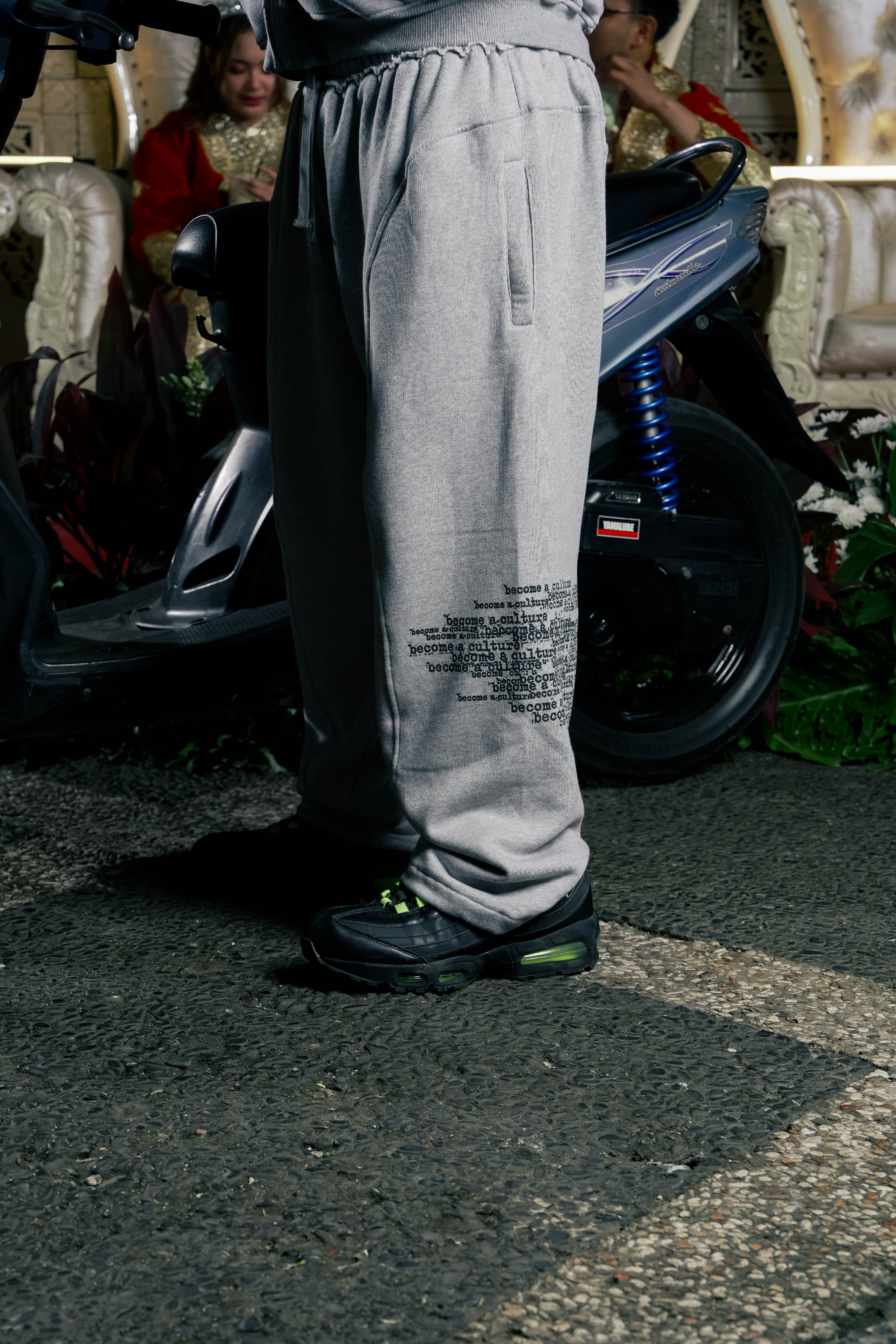SANR STUDIO SWEATPANTS SPAM LETTER - MISTY