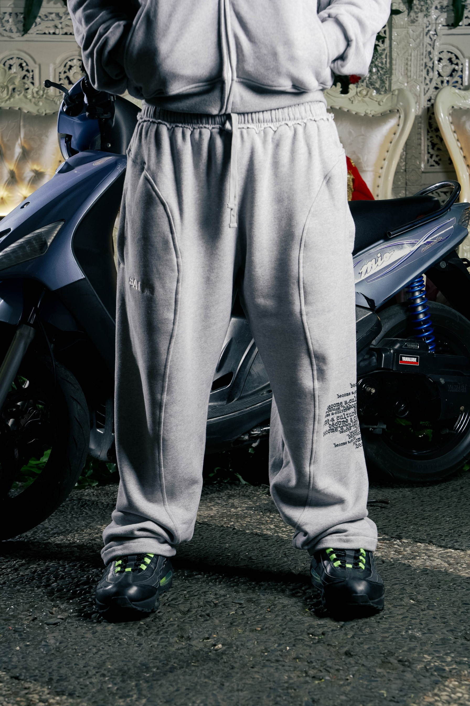 SANR STUDIO SWEATPANTS SPAM LETTER - MISTY