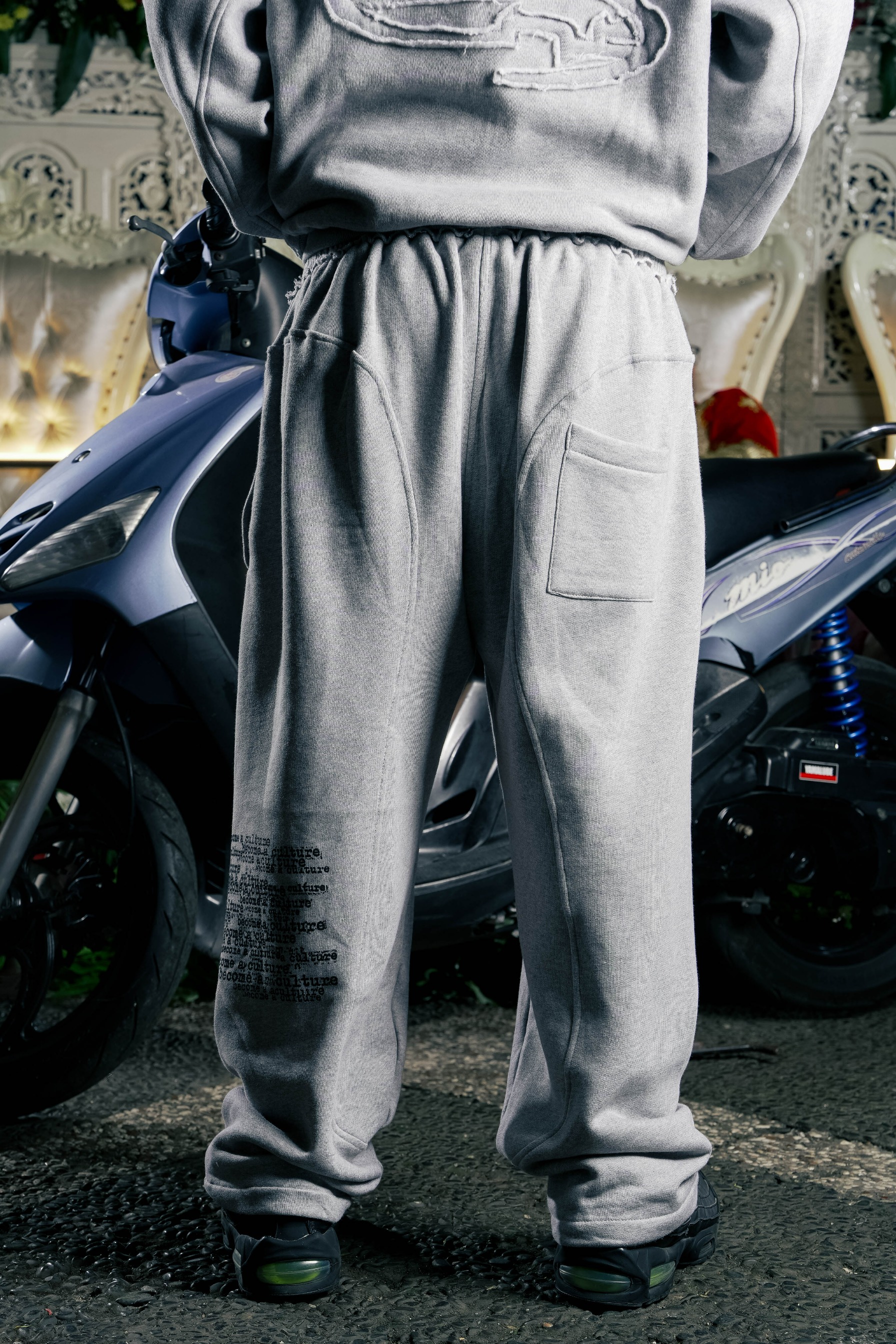 SANR STUDIO SWEATPANTS SPAM LETTER - MISTY