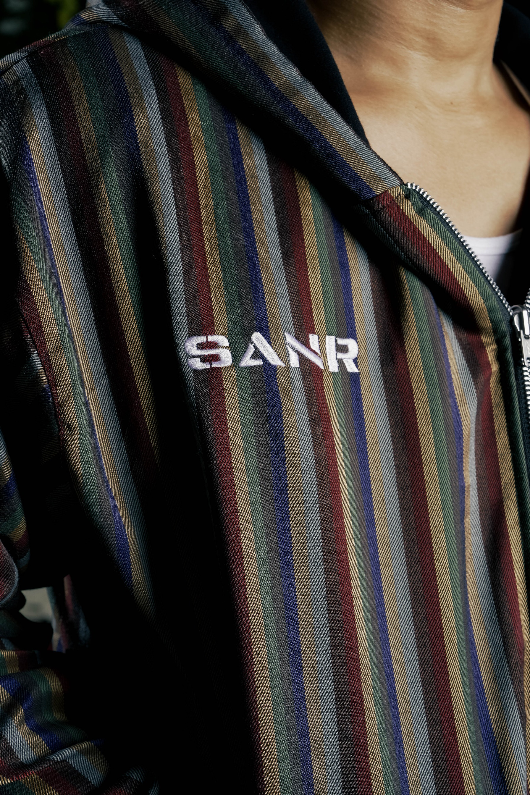SANR STUDIO ZIPPER REVERSIBLE STRIPE - BLACK 