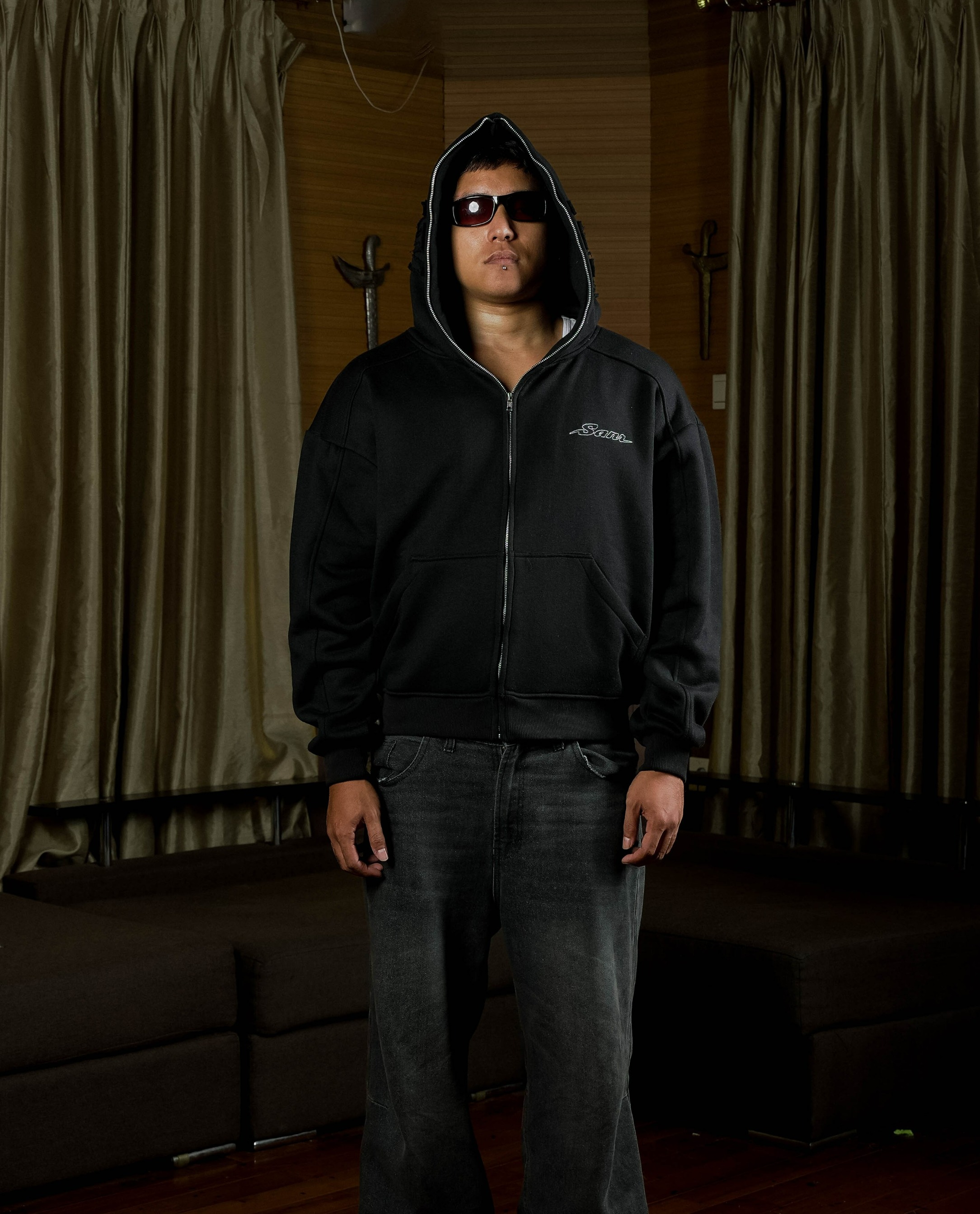 SANR STUDIO FULL ZIP UP HOODIE - BLACK