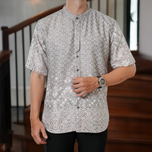 Image of Monarca Kemeja Lengan Pendek