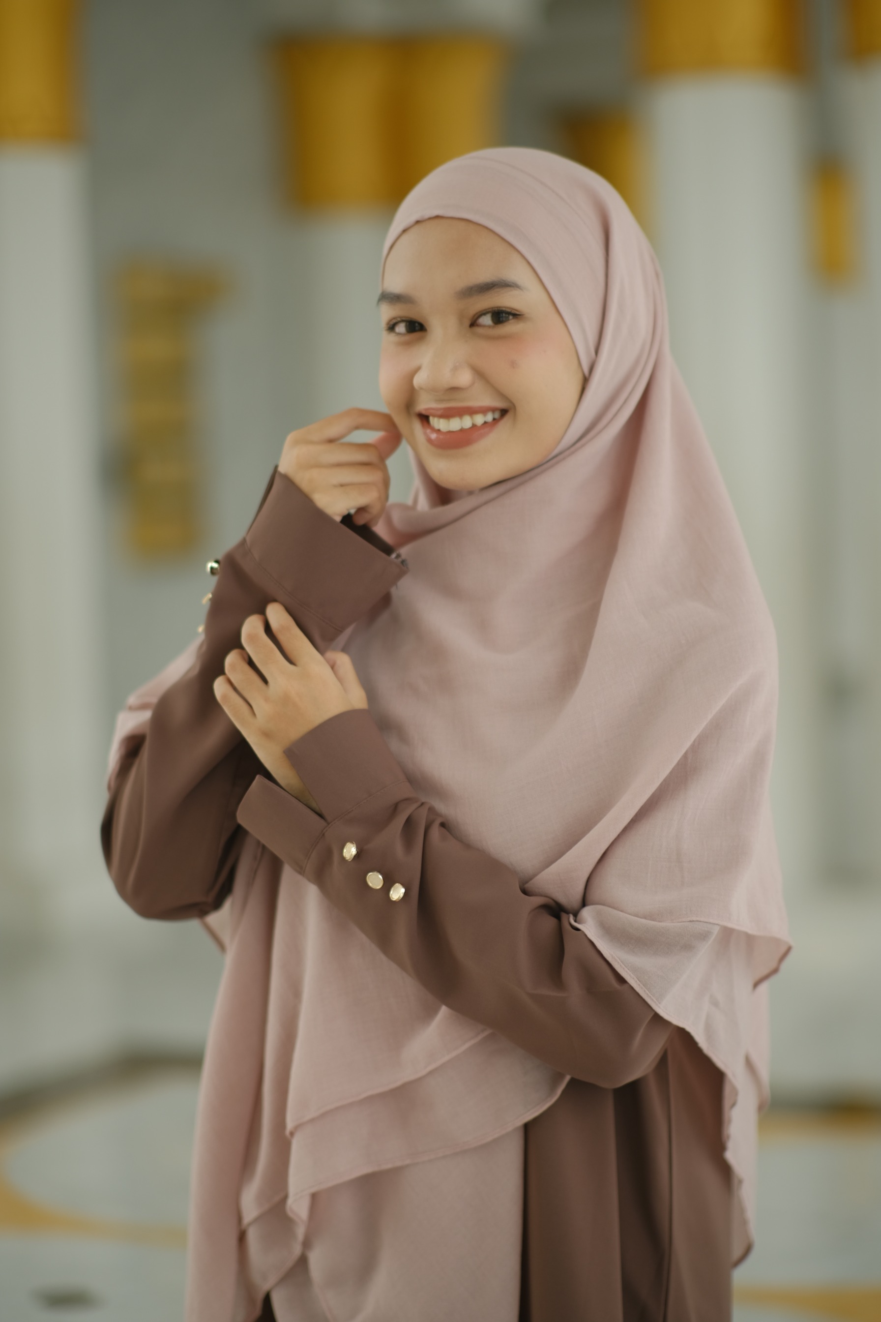 Reefaah.id - French Square Khimar Syar'i Oval 2 in 1