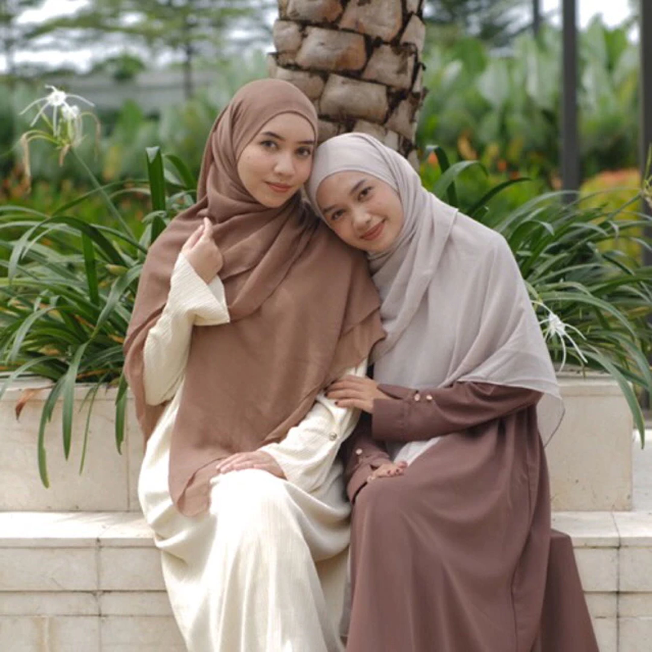 Reefaah.id - French Square Khimar Syar'i Oval 2 in 1