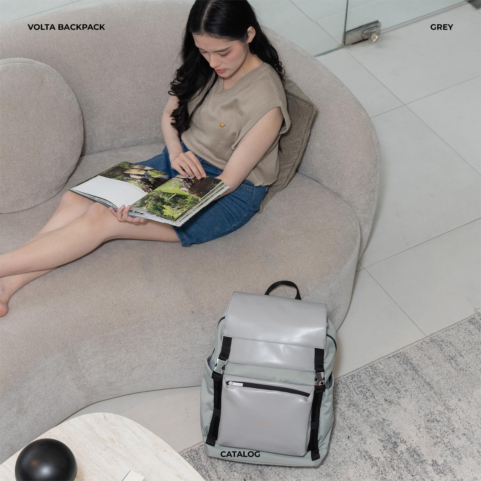 CAGHO I Volta Grey Backpack