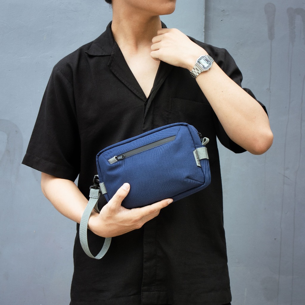 Exclusive - ASTON Handbag - Navy