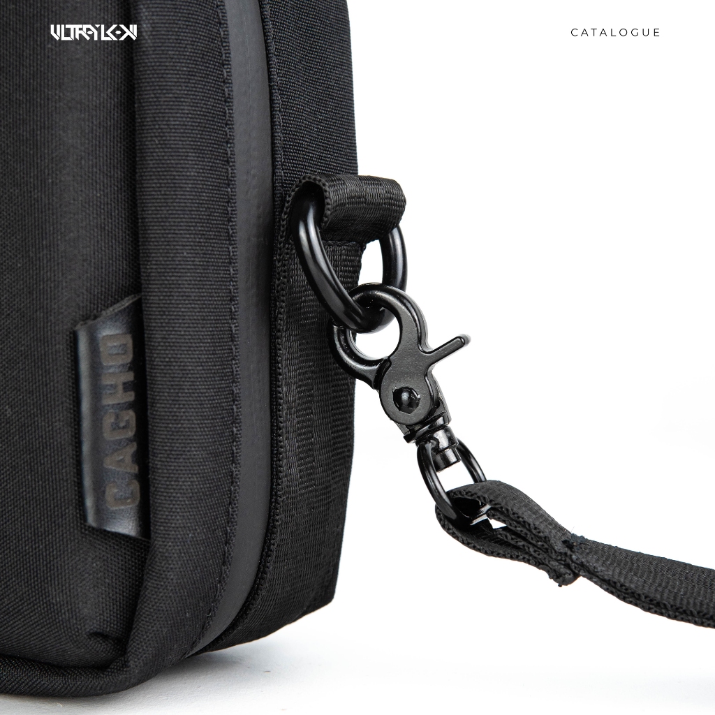 Exclusive - ULTRA LEON Handbag - Black