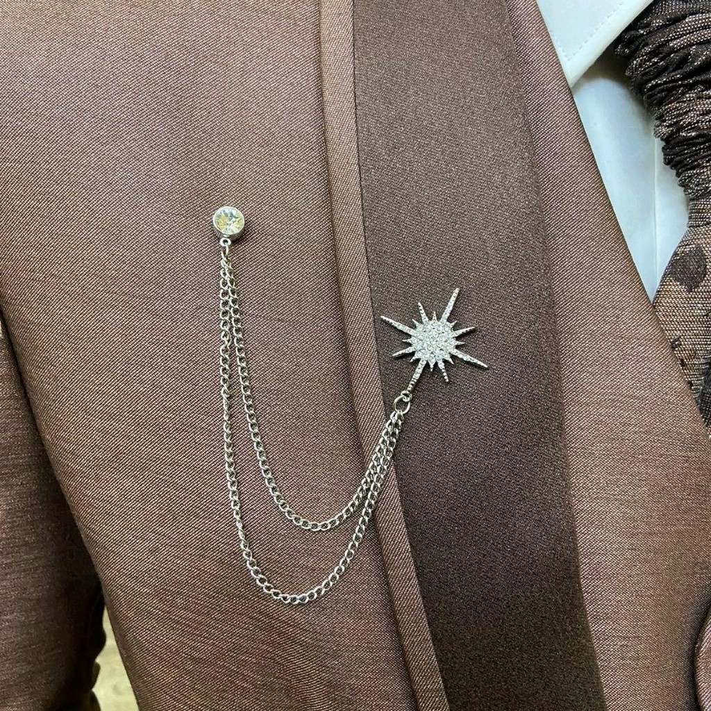 Bros Pin Rantai Jas Rumbai Design Bintang Snowflek untuk Pria