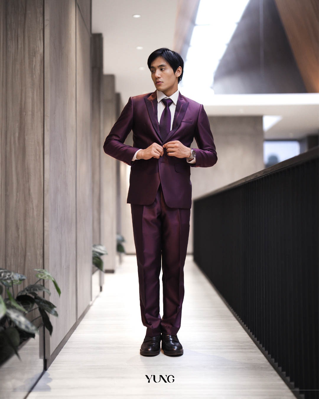 Jas Pria Pengantin Formal Setelan Semi Wool Glossy Blazer Wedding- YUNG