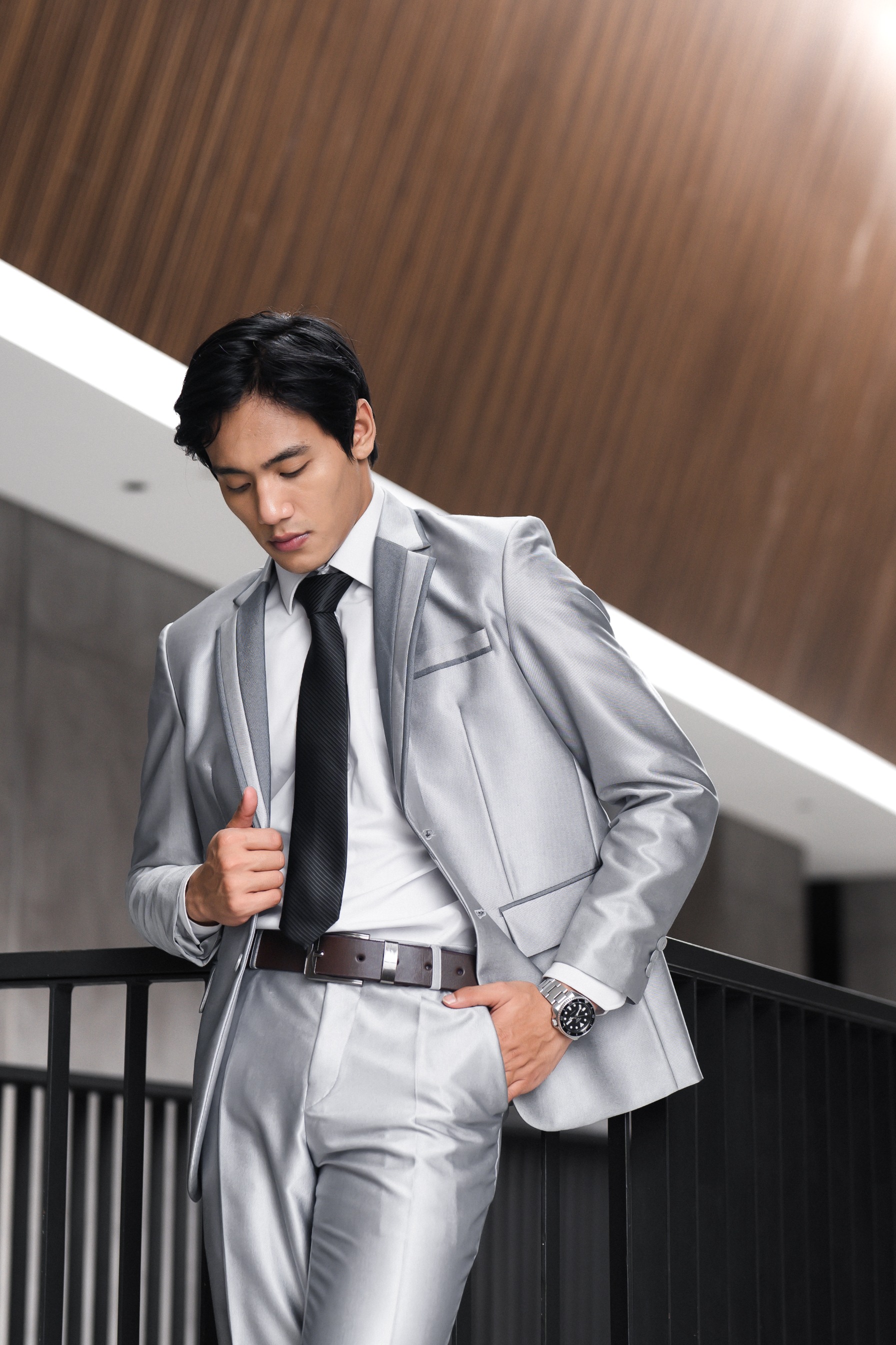 Setelan Jas Pria Pengantin Formal Semi Wool Glossy - YUNG