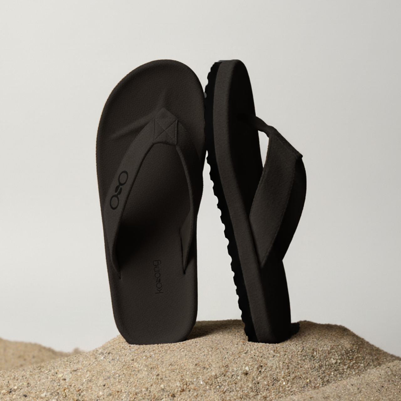 Kosong.Ltd Sandal Jepit Pria / Wanita - Black