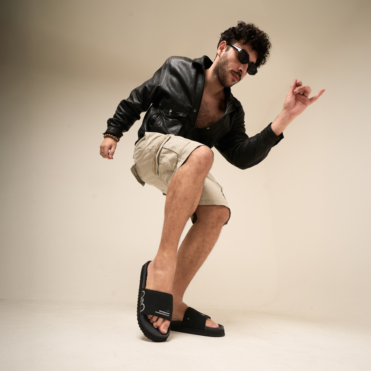 Kosong.Ltd Sandal Selop Pria - Wanita Ease Bold - Black Grey Black
