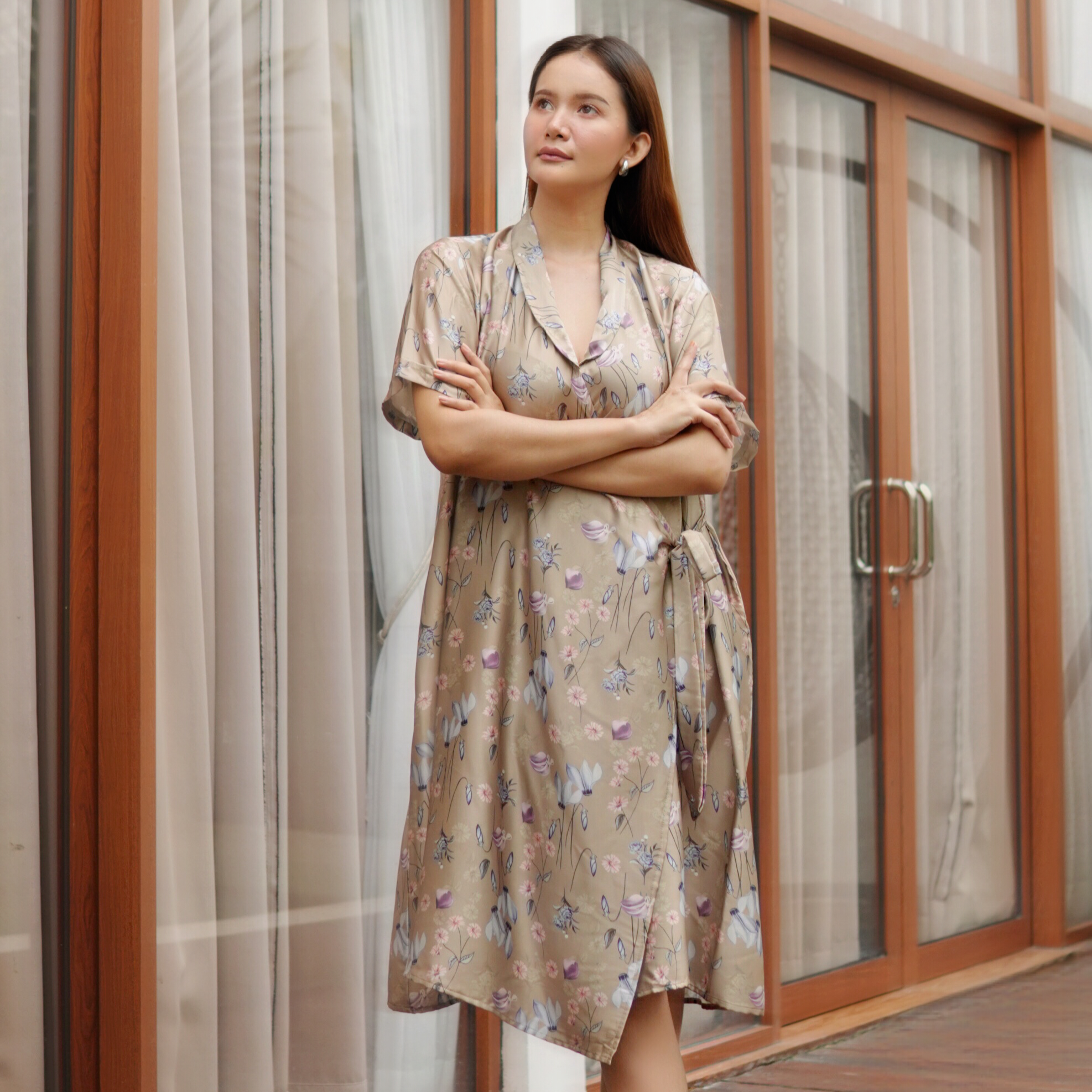 FINE ERIKA │ Kimono Pendek Premium Silk Lengan Pendek