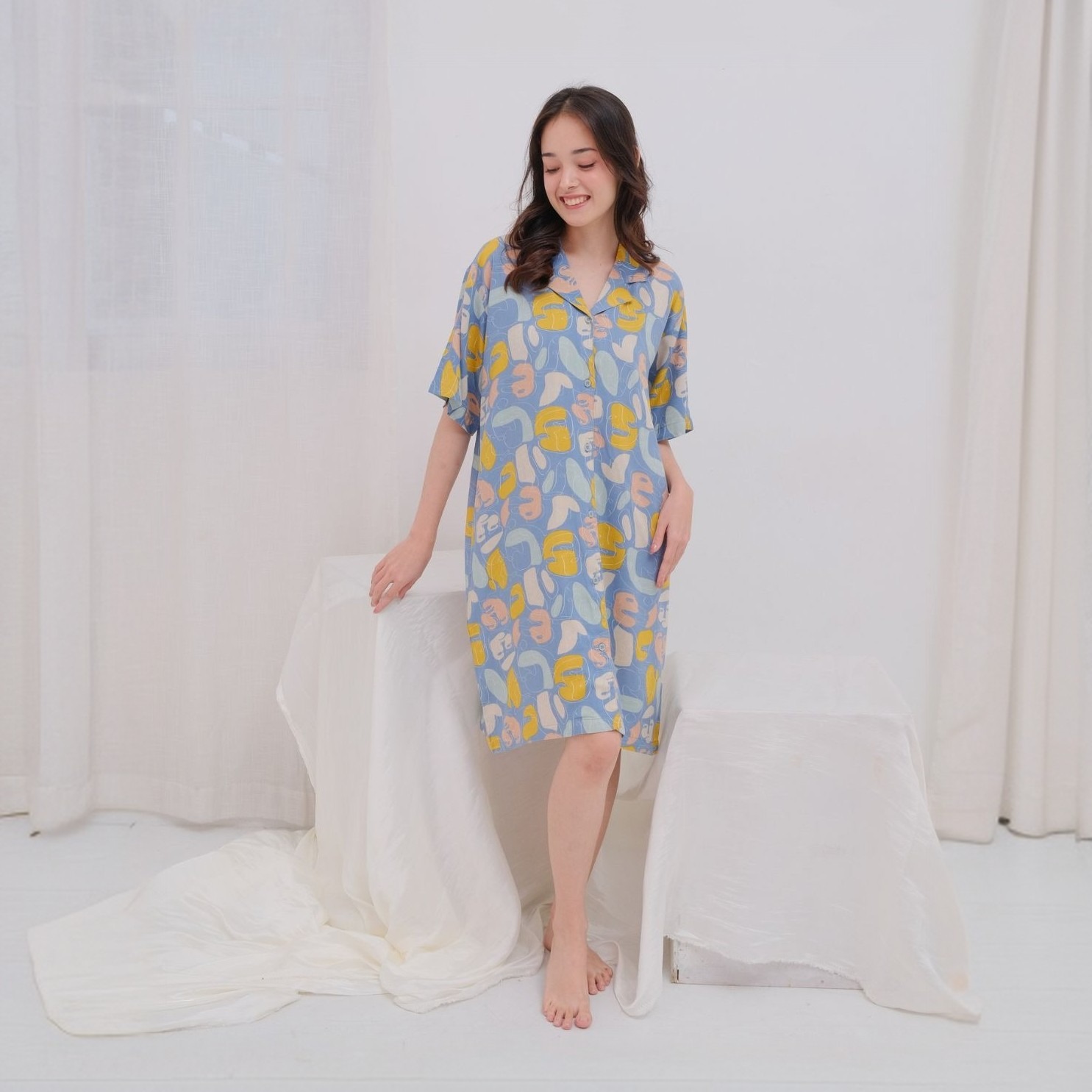 MOLLY │ Dress Daster Kancing Rayon Pendek