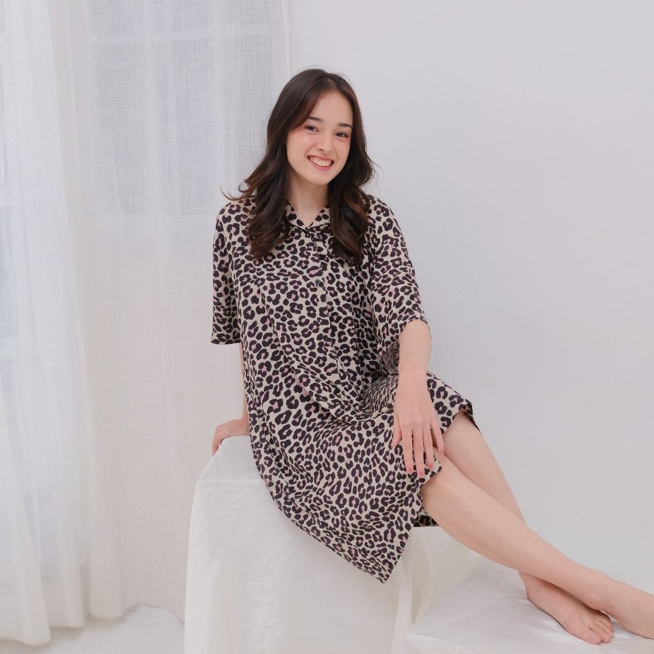 MOLLY │ Dress Daster Kancing Rayon Pendek