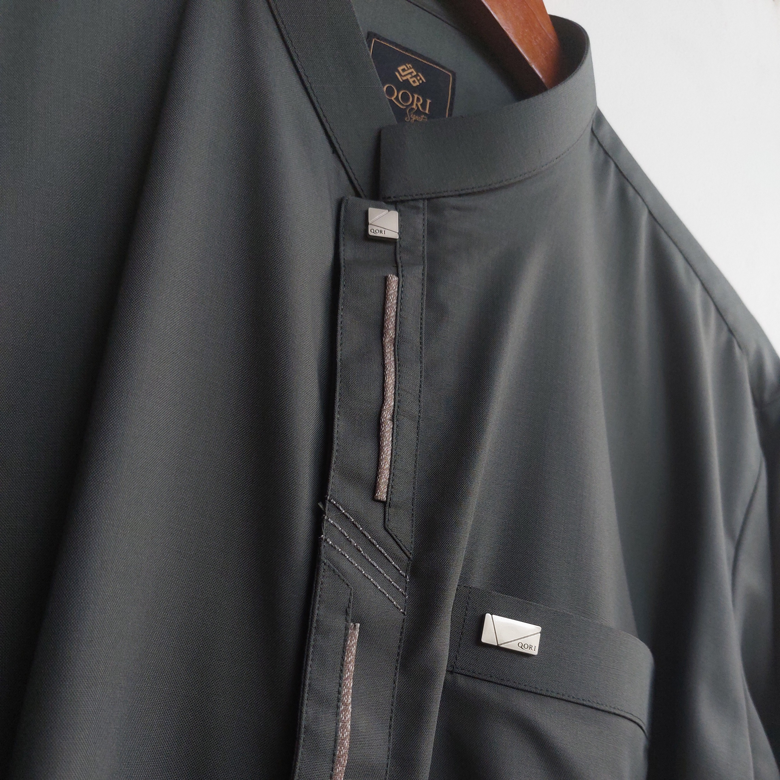 Qori Apparel Signature Fadhalah bin 'Ubaid al-Ausi Kemeja Koko Casual Lengan Pendek FAD-1