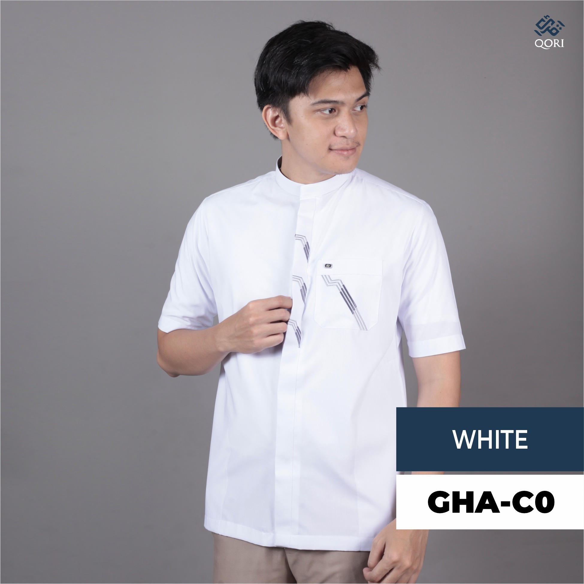 Qori Apparel Casual Reguler White Series Kemeja Lengan Pendek - 25/26