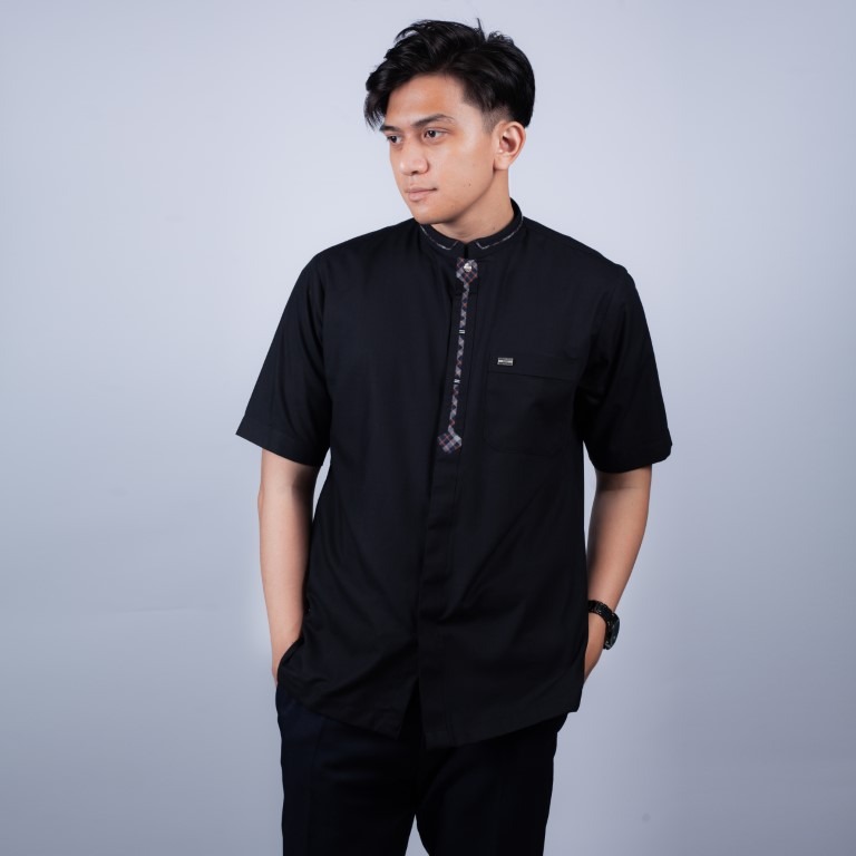 Qori Apparel Signature Jurtsum bin Nasyir Baju Koko Pria Lengan Pendek JUR-1