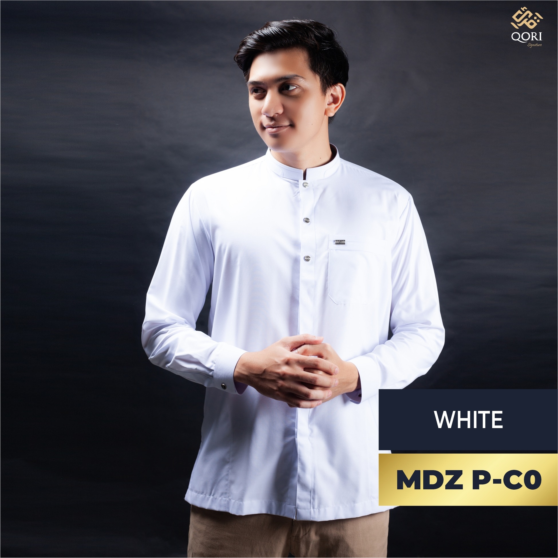 Qori Apparel Signature White Series Baju Koko Casual Pria Lengan Panjang (25/26)