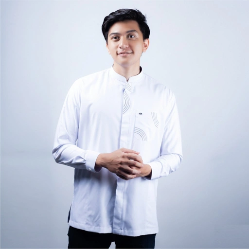 Image of Qori Apparel Reguler Baju Koko Pria White Series Lengan Panjang - 25/26