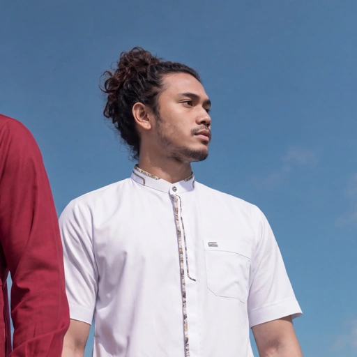 Qori Apparel Kemeja Koko White Series