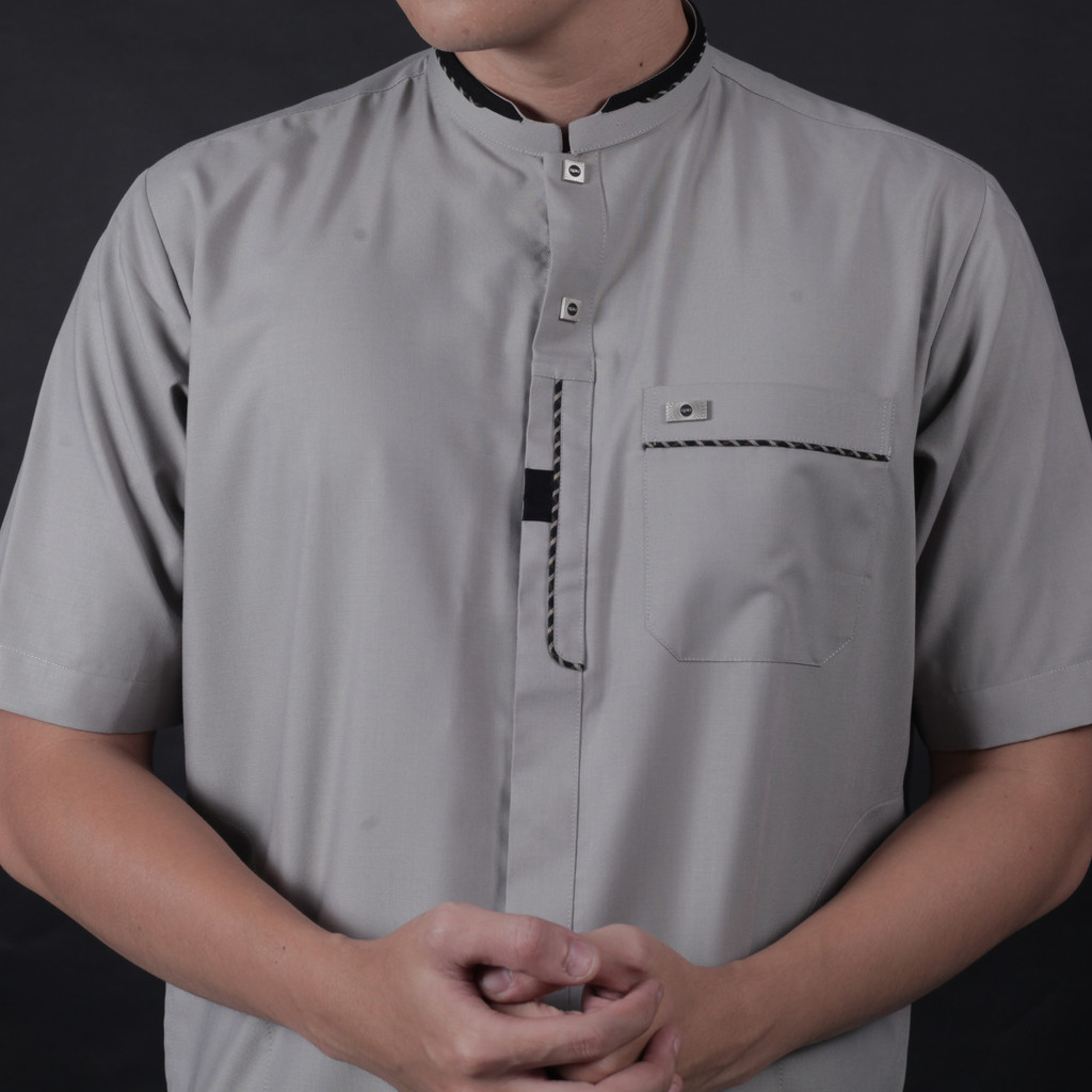Qori Apparel Signature Abbas bin Abdul Muthalib Baju Koko Pria Lengan Pendek BBA-1