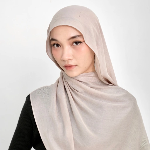 Image of Rui Viscose Shawl