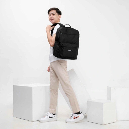 Image of Everyday Backpack Black - Tas Laptop Tas Ransel Tas Punggung