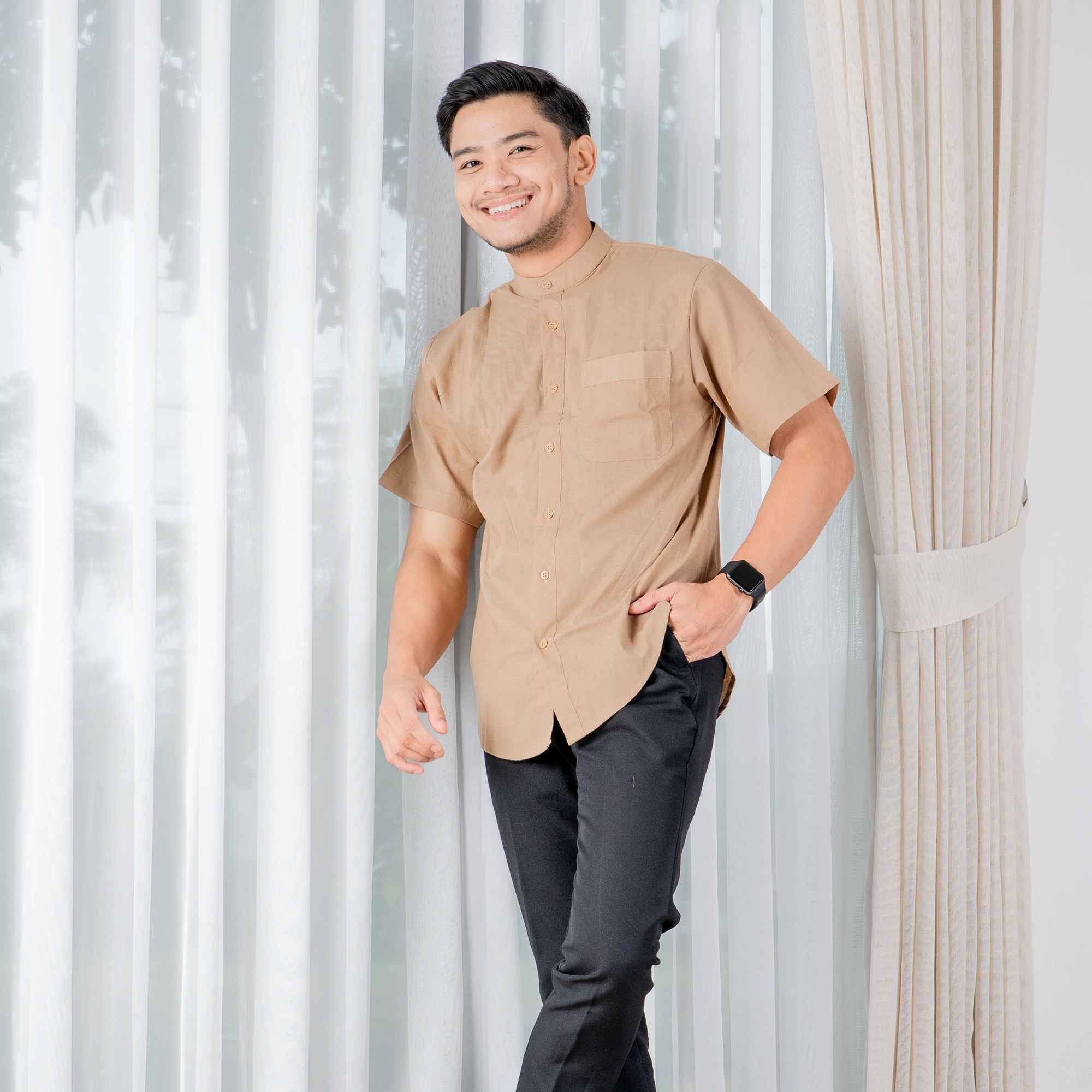 Kemeja Koko Pria Lengan Pendek Bahan Oxford Ryden - Kemeja Polos Basic Pria