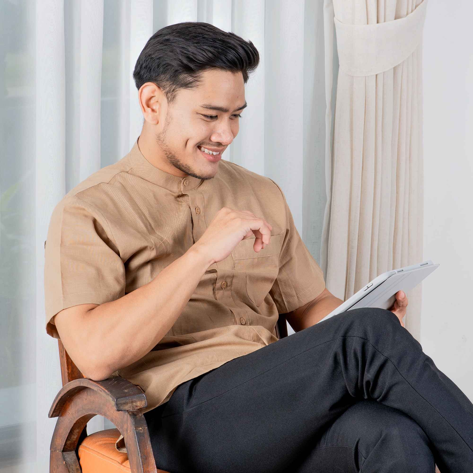 Kemeja Koko Pria Lengan Pendek Bahan Oxford Ryden - Kemeja Polos Basic Pria