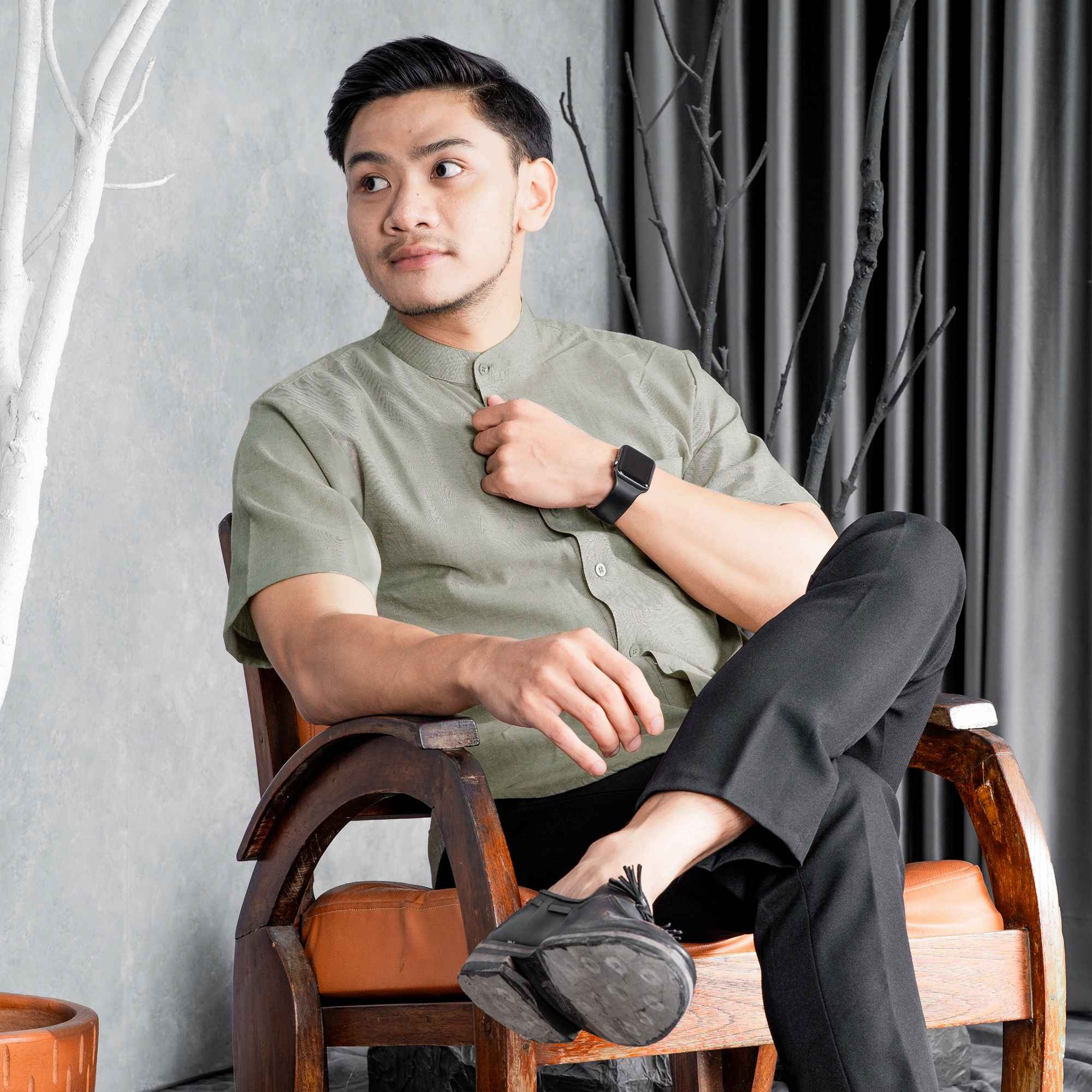 Kemeja Koko Pria Lengan Pendek Bahan Oxford Ryden - Kemeja Polos Basic Pria