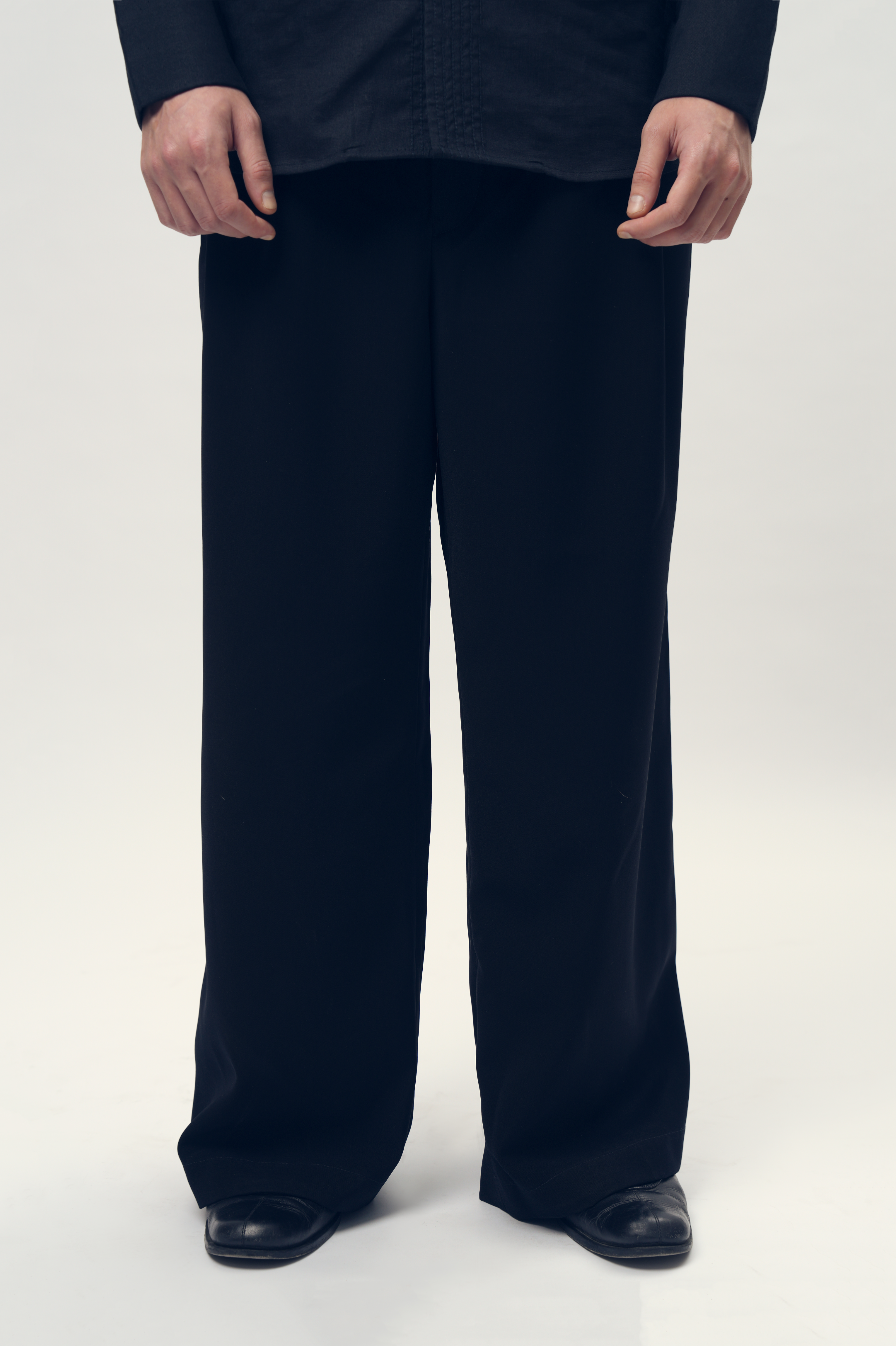 Loose Trousers in Wool 