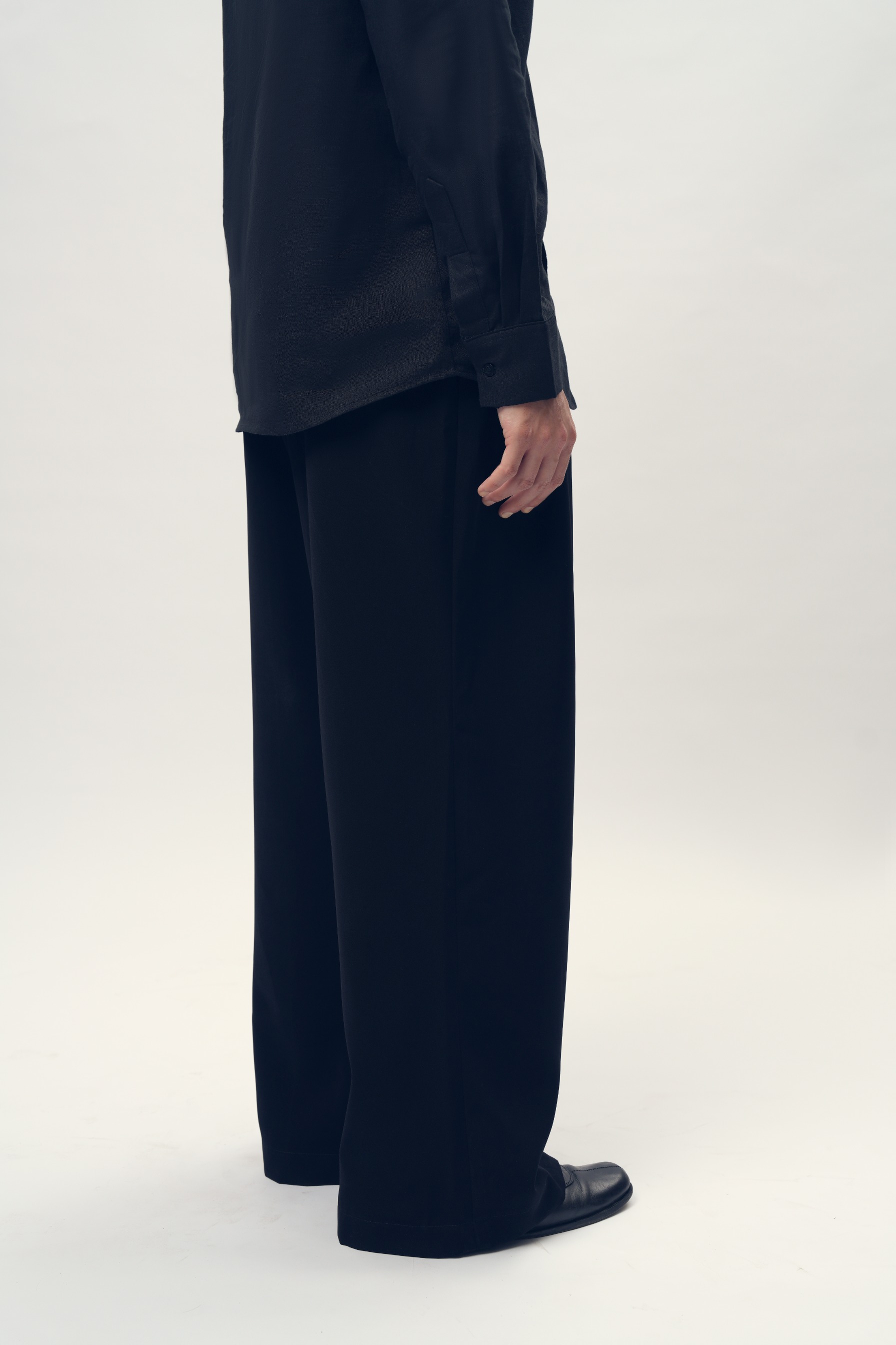 Loose Trousers in Wool 