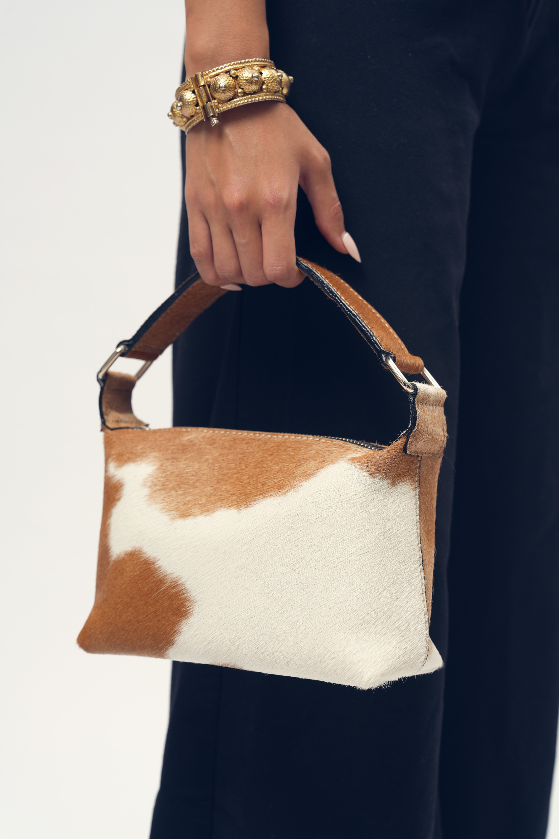 Hand Bag Cow Hide