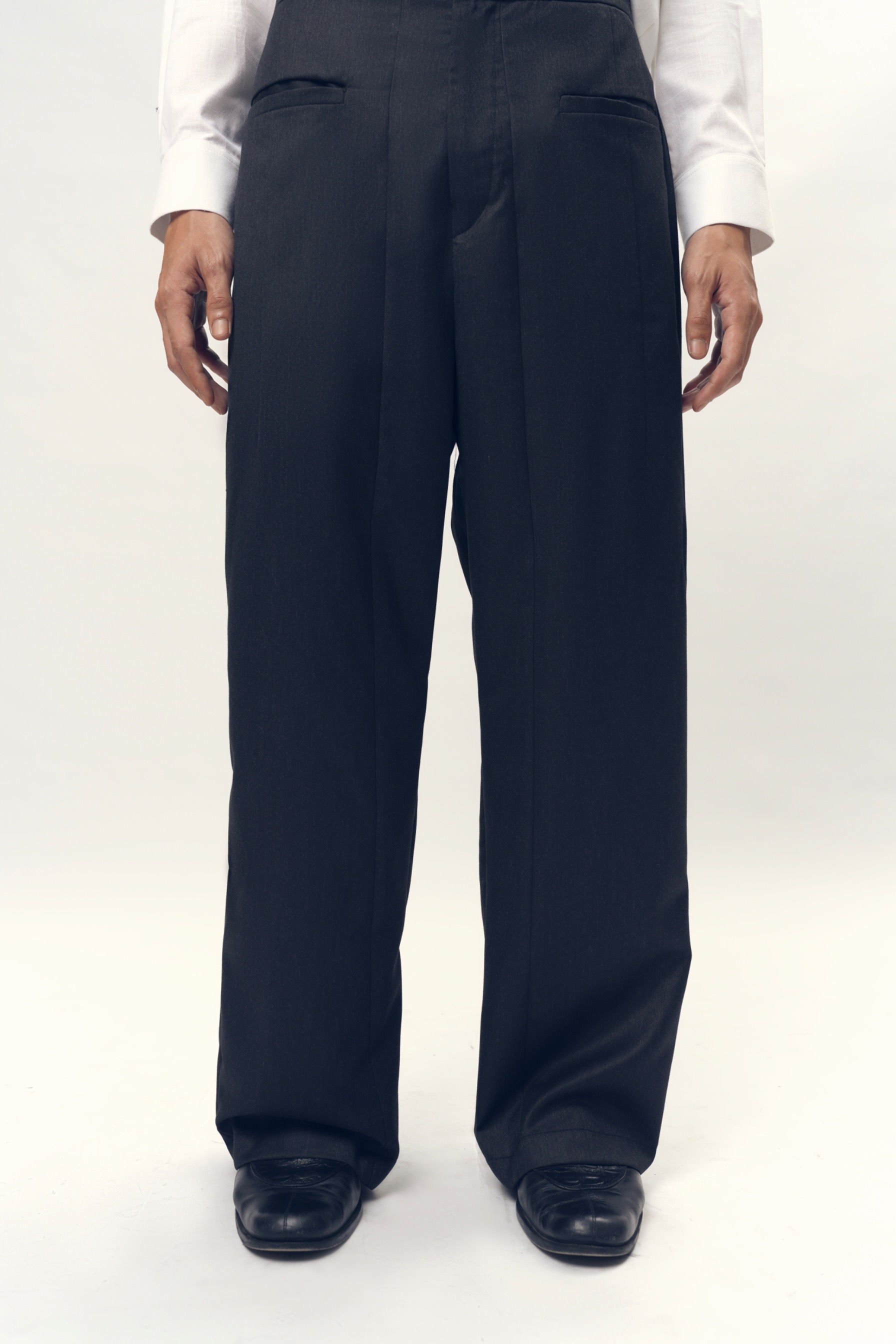 Nawa Front Pocket Trousers in Silk Wool
