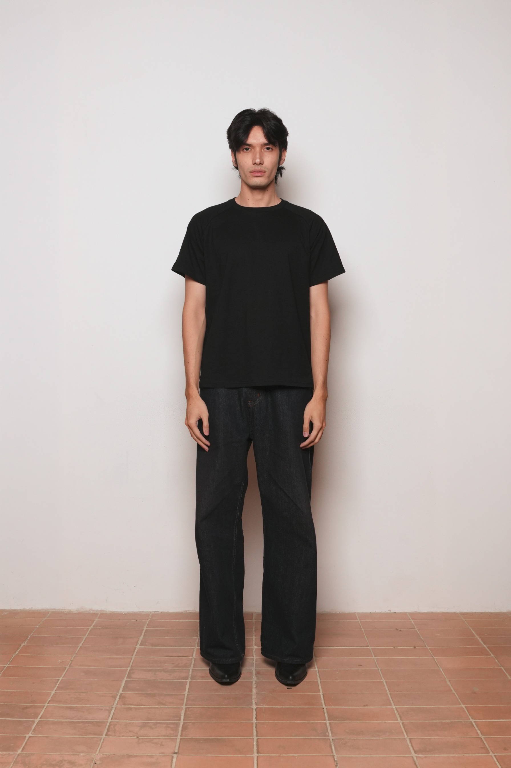 Nol Boxy Raglan Tee