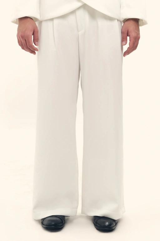 Image of    Loose Trousers in Wool 