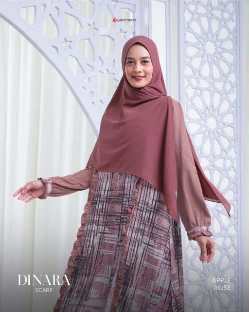 Image of SCARF DINARA GRADE B