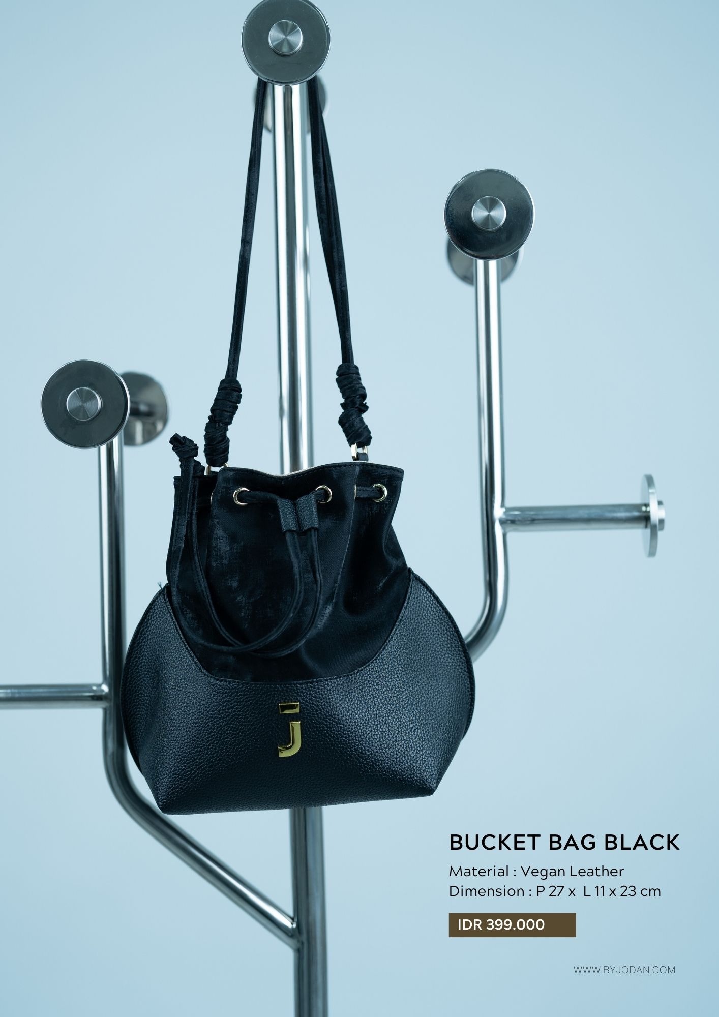 BUCKET BAG