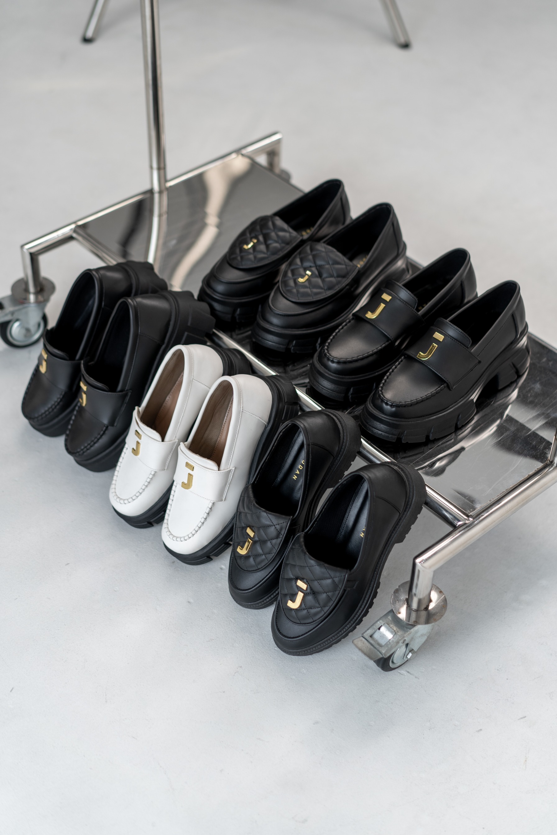 JODAN LOAFERS