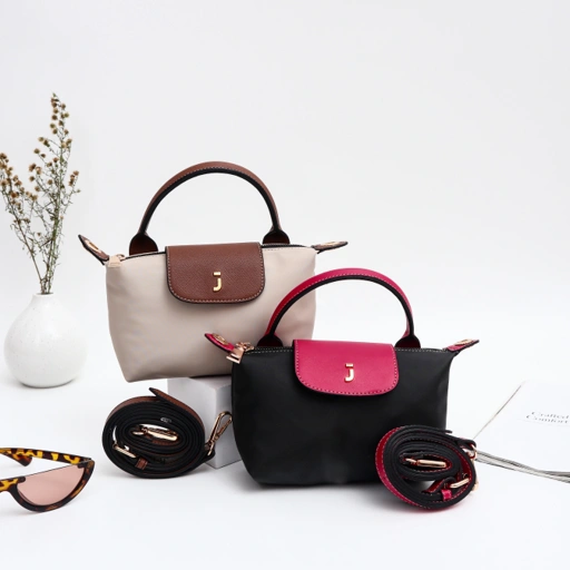 Image of MOODY BAG