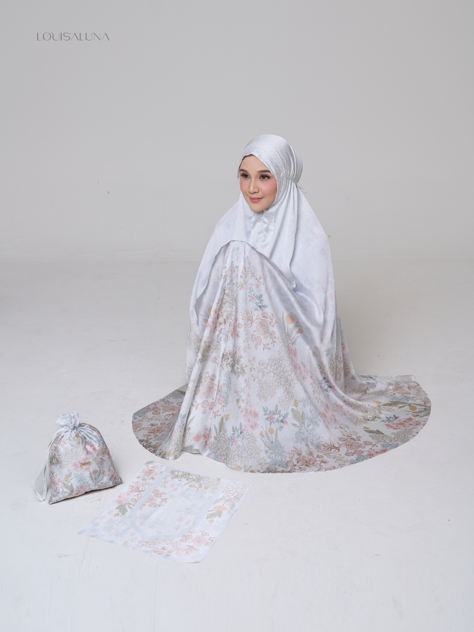 Alya Prayer Set Snow White 